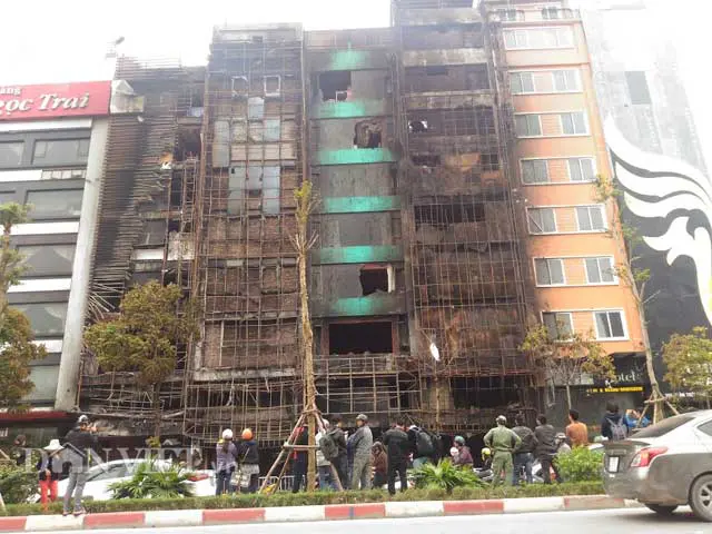2. Cháy lớn ở quán Karaoke đường Trần Thái Tông, 13 người chết